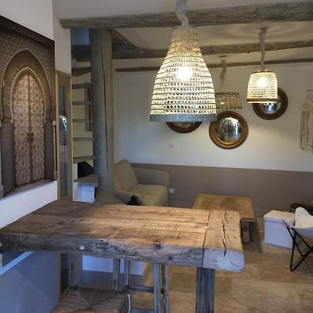 Appartamento Chez Enzo Pierrevert Esterno foto